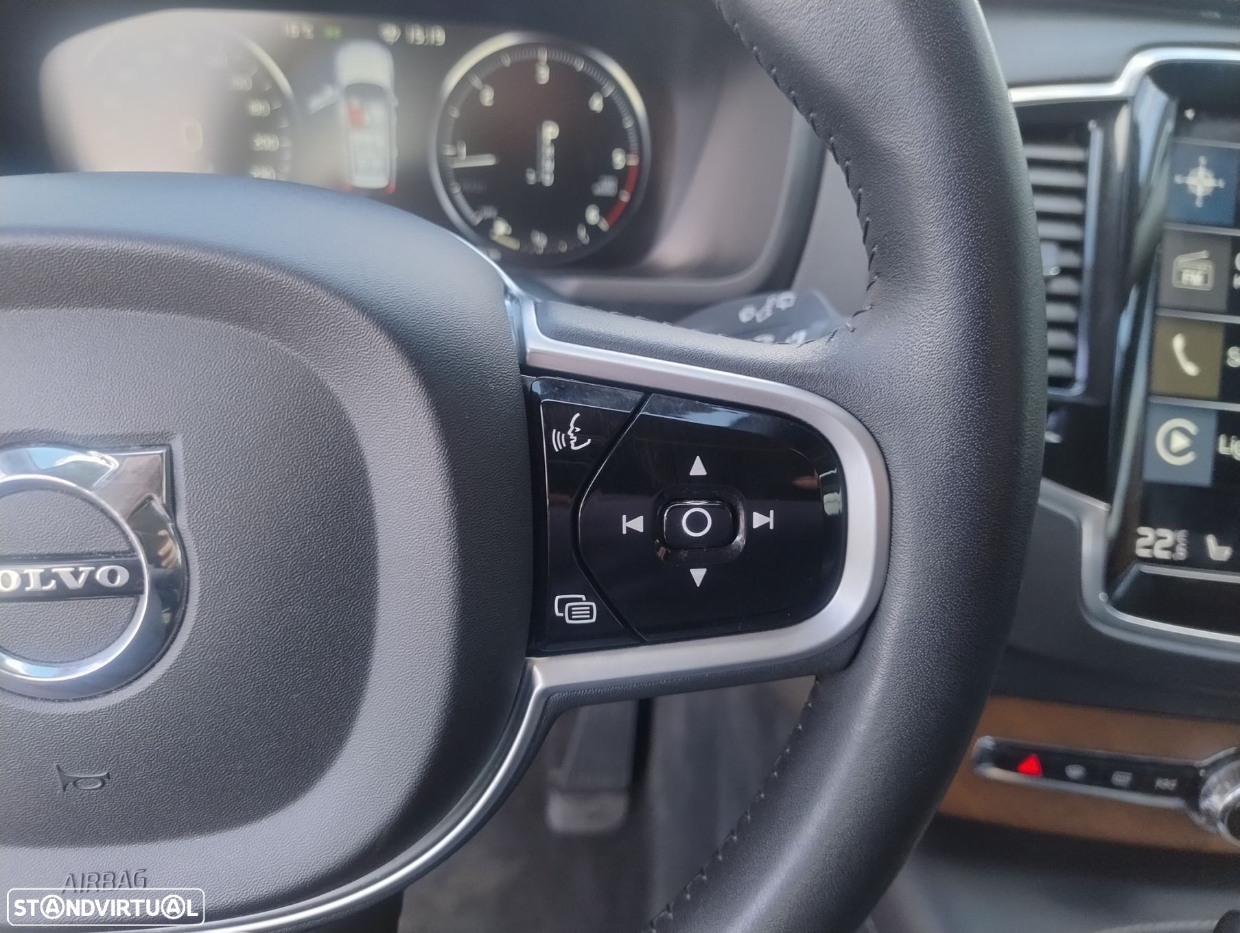 Volvo XC 90 2.0 D4 Inscription - 43