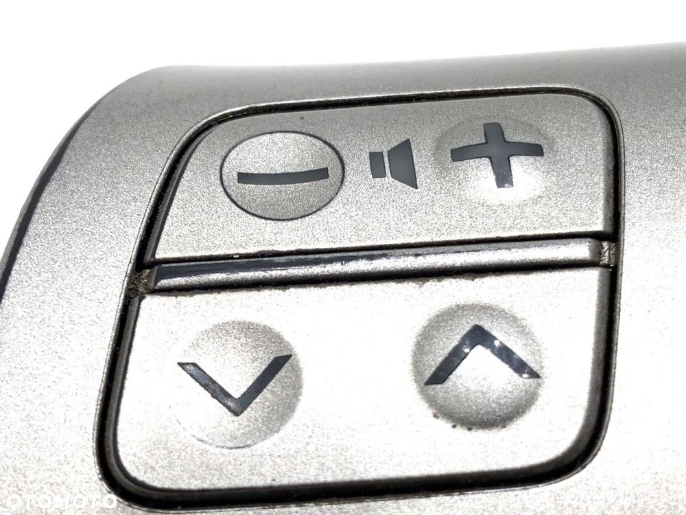 PRZEŁĄCZNIKI KIEROWNICY  TOYOTA COROLLA sedan (_E15_) 2006 - 2022 2.0 D-4D (ADE150) 93 kW [126 KM] - 2