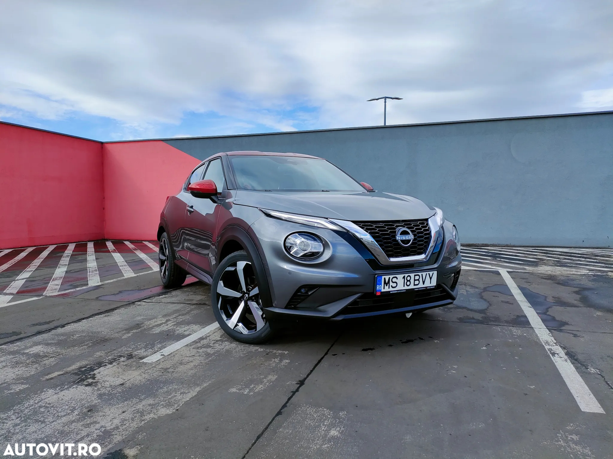 Nissan Juke DIG-T DCT Tekna - 2