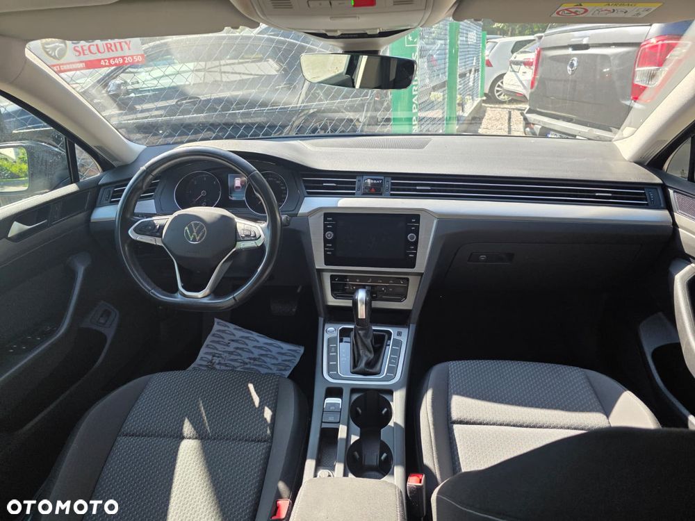 Volkswagen Passat 2.0 TDI SCR DSG Business - 16