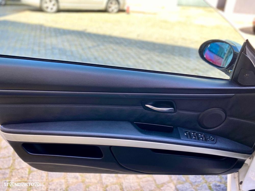 BMW 320 d Cabrio - 16