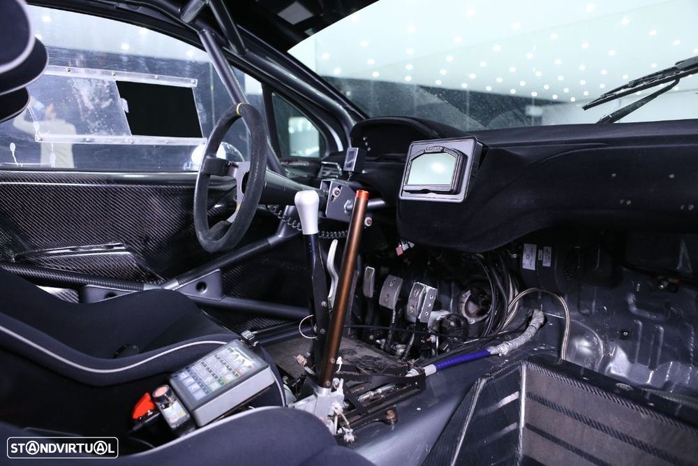 Peugeot 208 - 34
