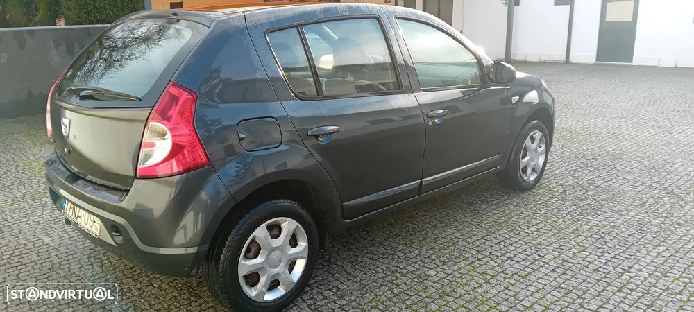 Dacia Sandero 1.2 16V Comfort - 5