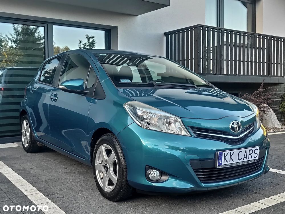 Toyota Yaris - 4