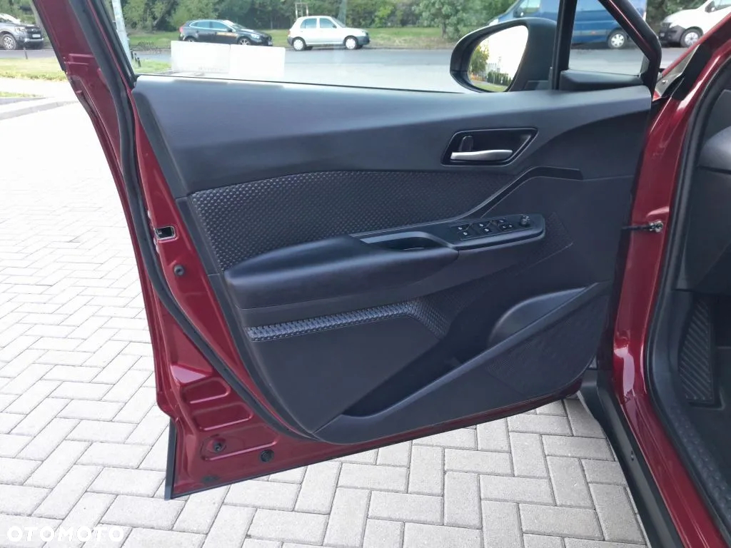 Toyota C-HR 1.2 T GPF Premium CVT - 18