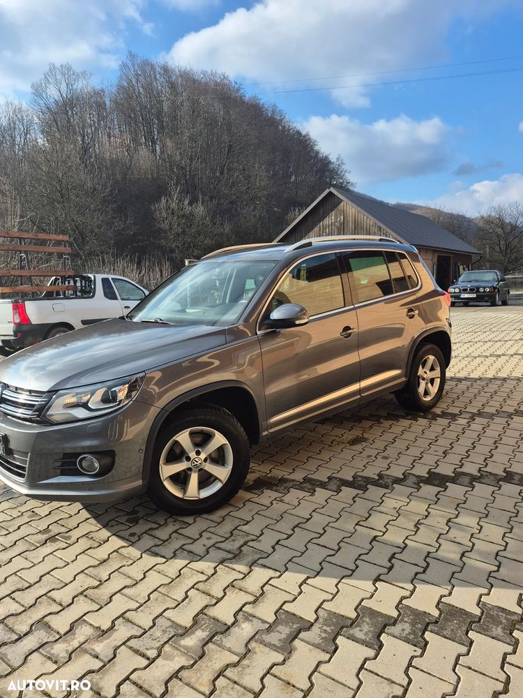 Volkswagen Tiguan - 2