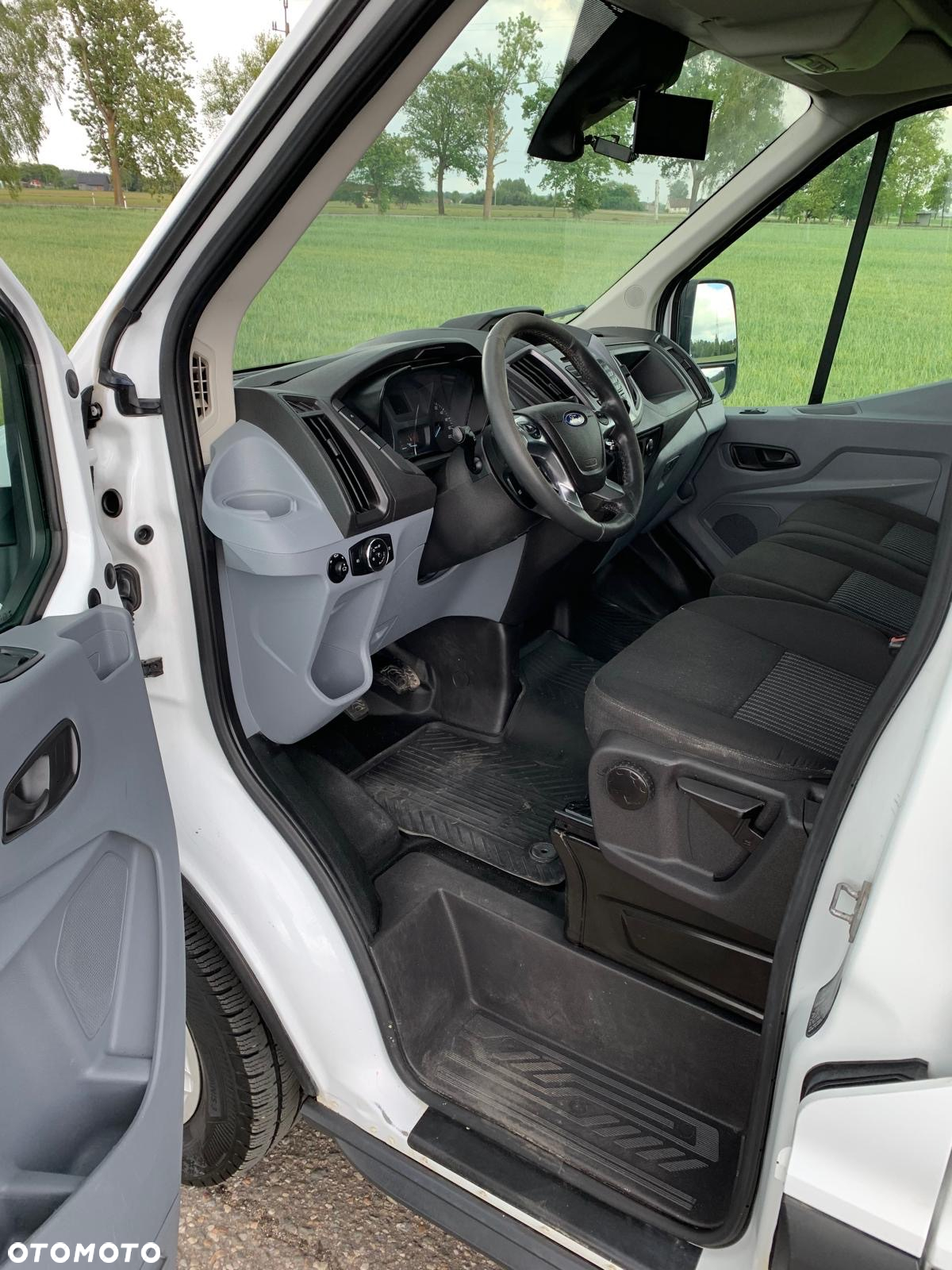 Ford Transit - 15