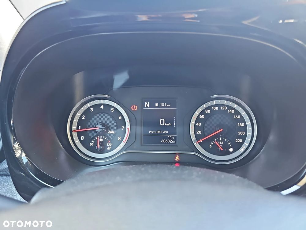 Hyundai i10 1.2 Premium - 18