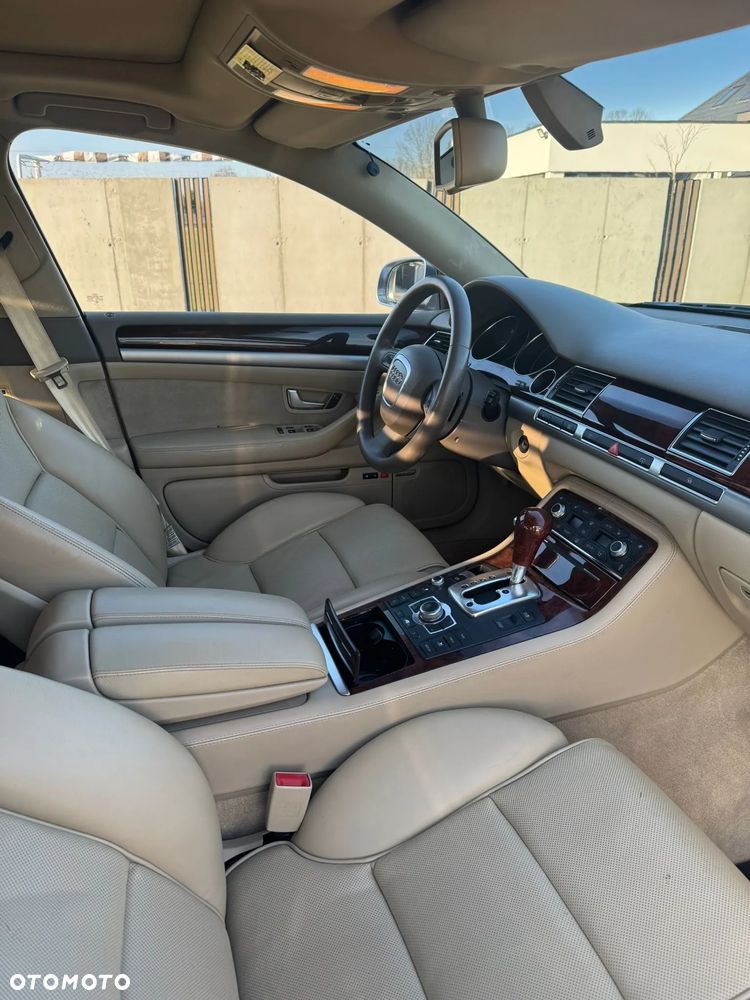 Audi A8 4.2 TDI Quattro - 11