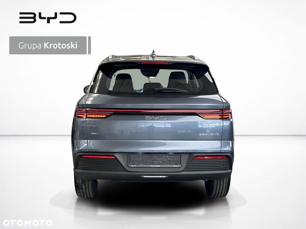 BYD Sealion 5 - 6
