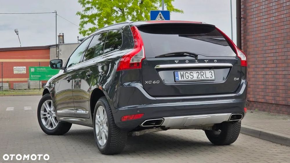 Volvo XC 60 D4 Geartronic Summum - 4
