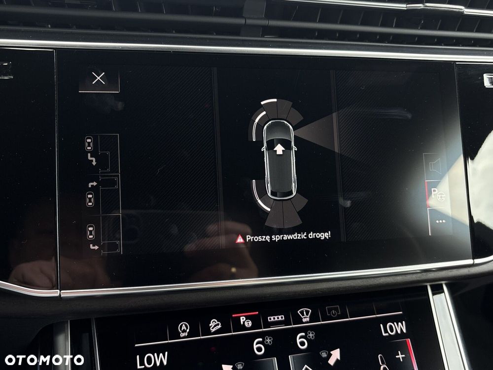 Audi Q8 - 18