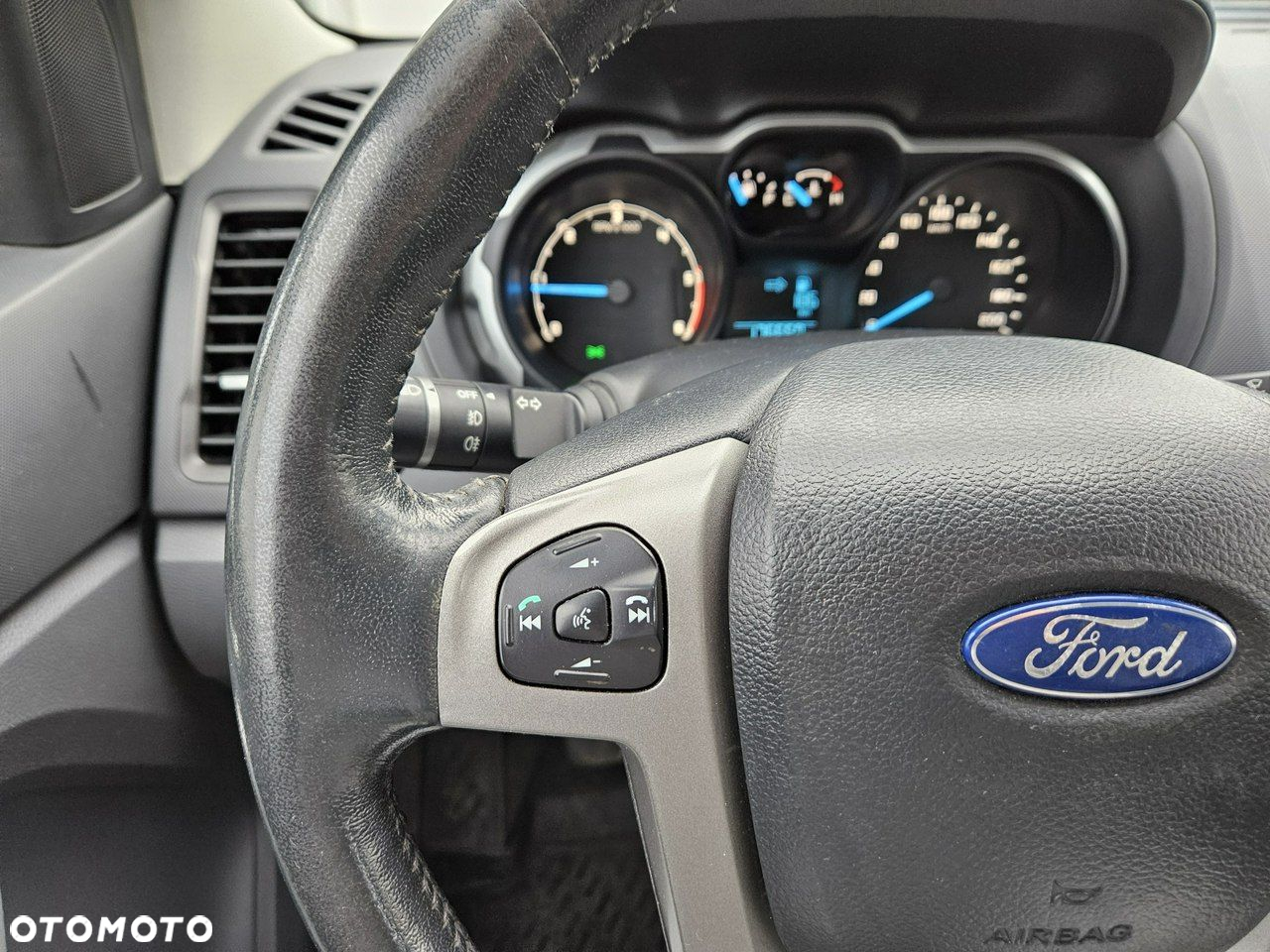 Ford Ranger - 33
