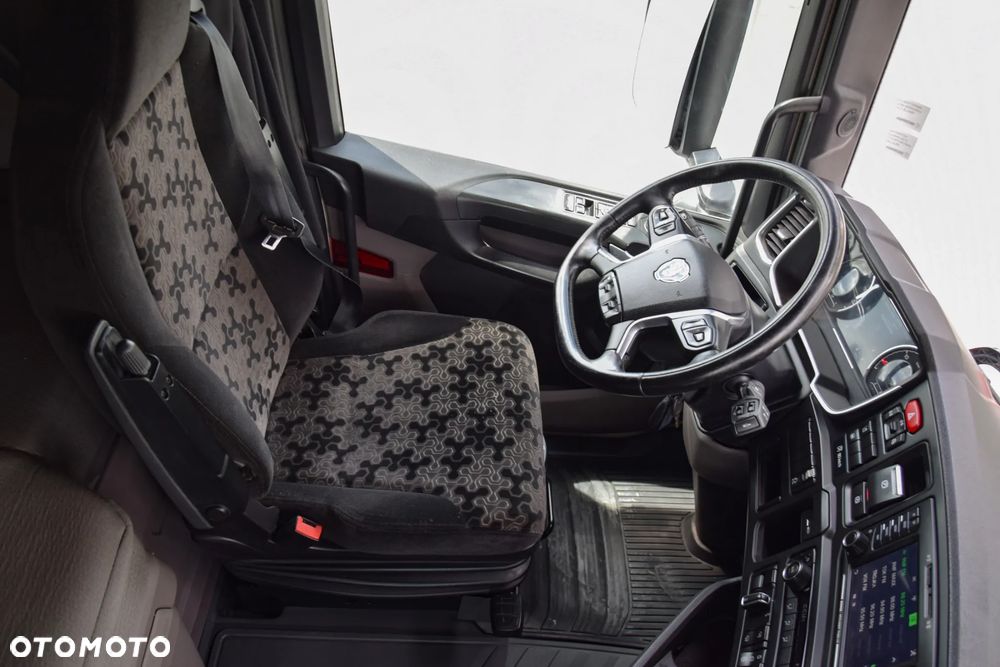 Scania 500S / FULL AIRMATIC / HYDRAULIKA / RETARDER / KLIMATYZACJA POSTOJOWA / ACC / KLIMA / 2 ZBIORNIKI PALIWA / FULL LEDY / FULL SPOILERY / SERWISOWANA / SPROWADZONA - 29