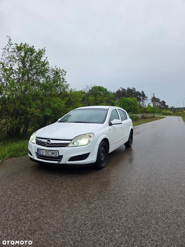 Opel Astra - 2
