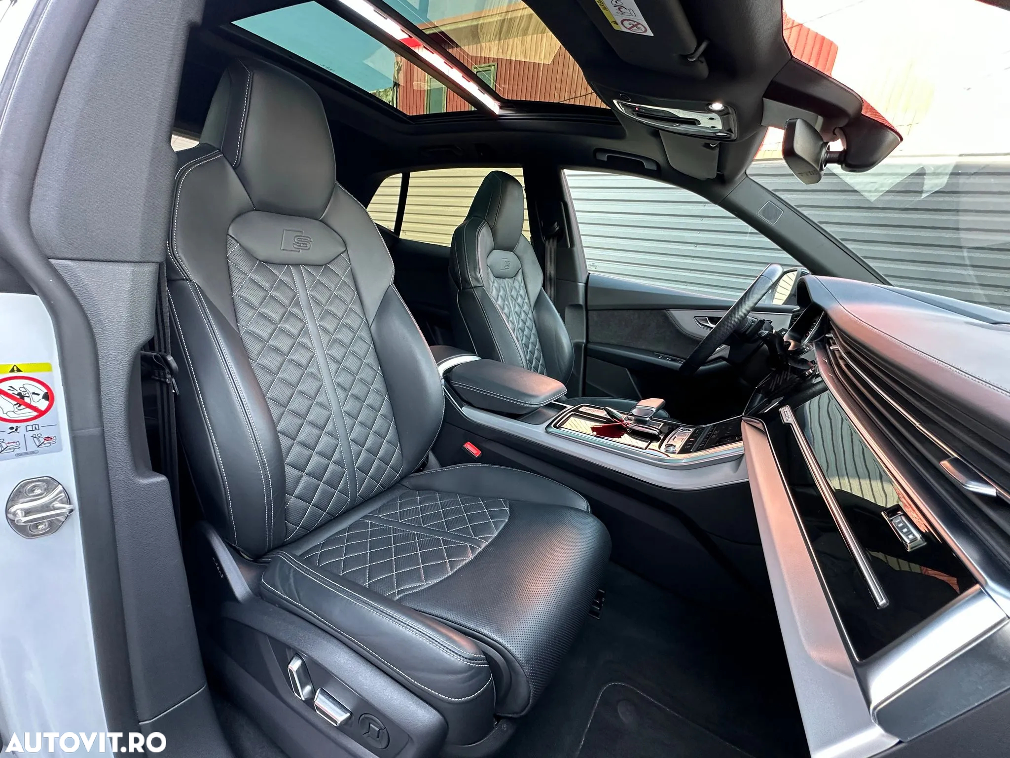 Audi Q8 - 12