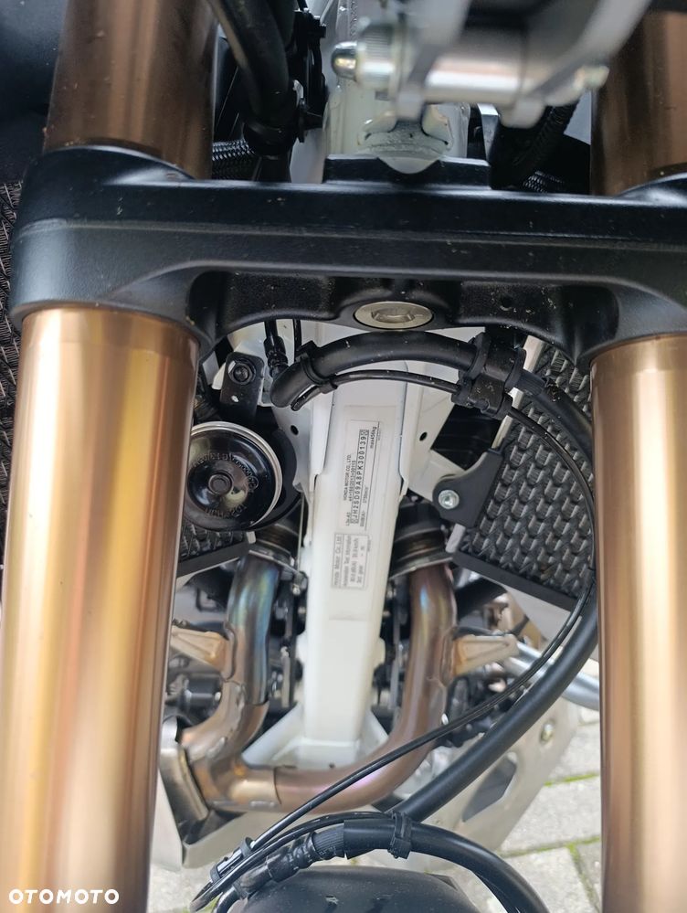Honda CRF - 6