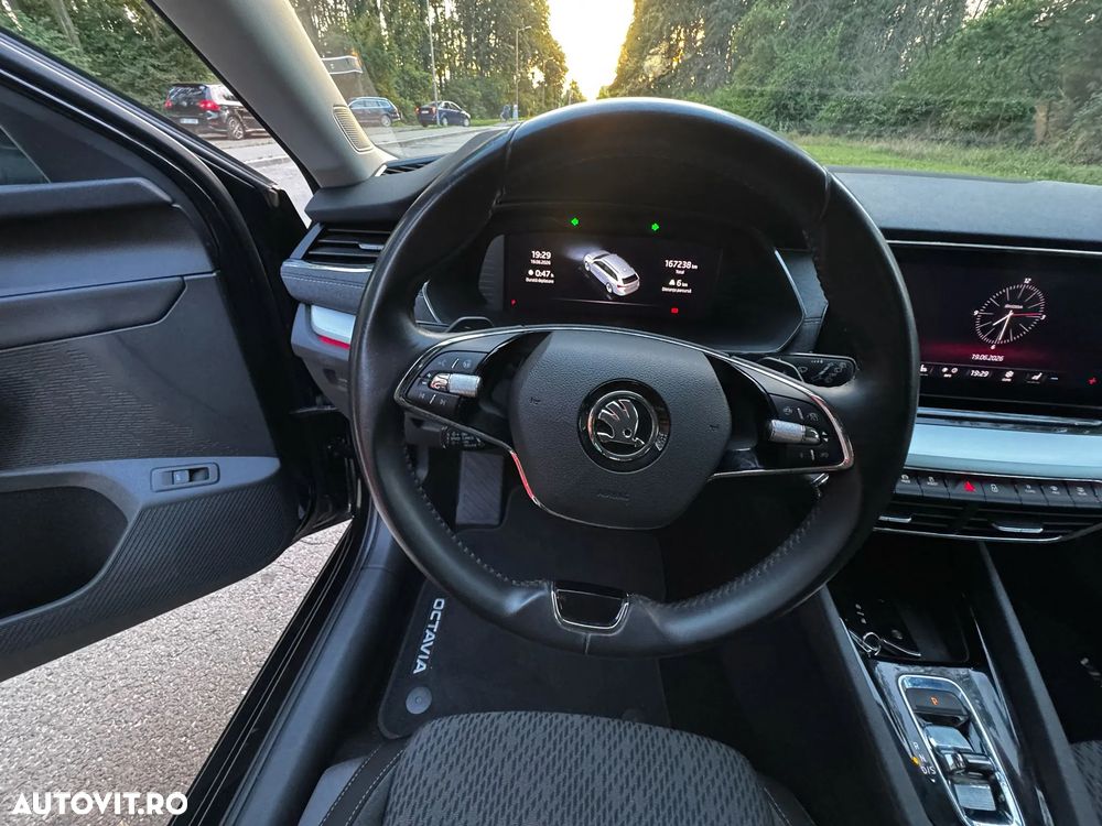 Skoda Octavia 2.0 TDI DSG Style - 5
