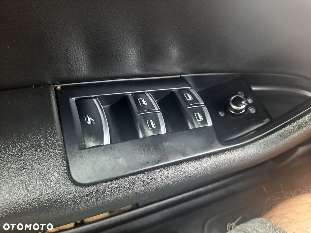 Audi A3 Cabrio 2.0 TDI DPF S tronic S Line Sportpaket - 12