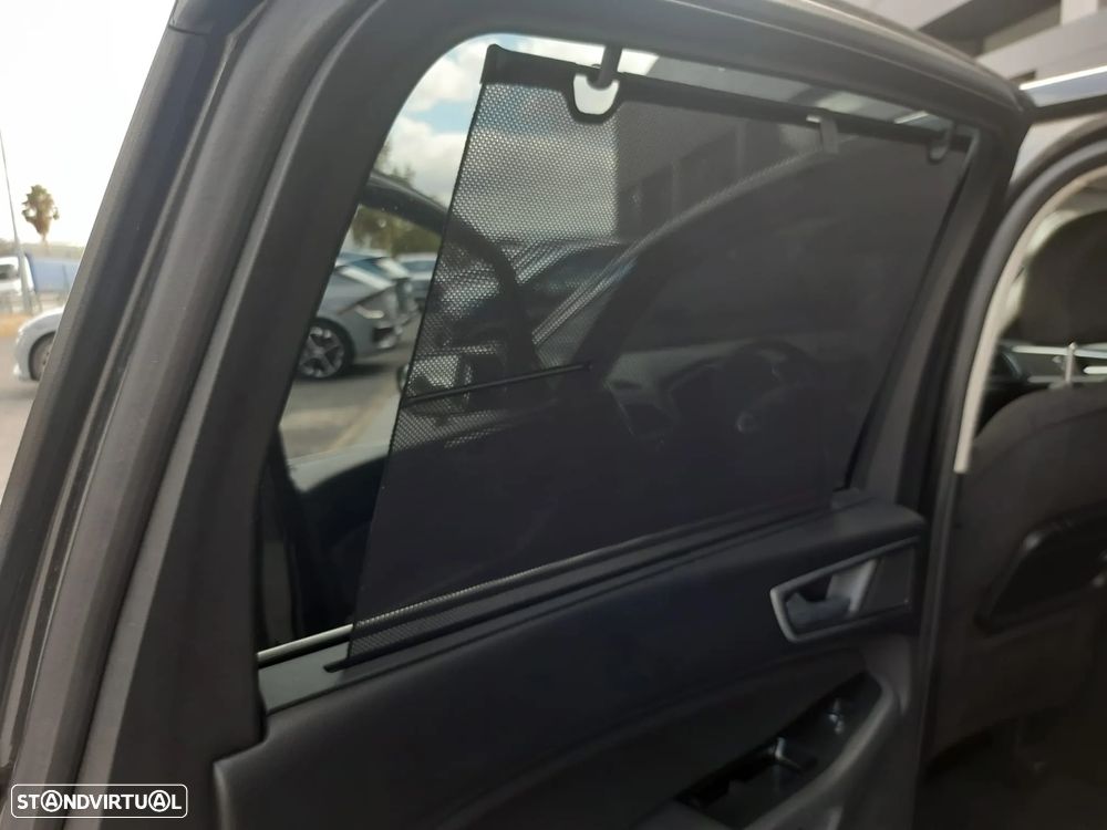 Ford S-Max 2.0 TDCi Titanium - 28