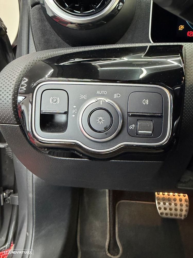 Mercedes-Benz A 200 d 8G-DCT AMG Line - 7