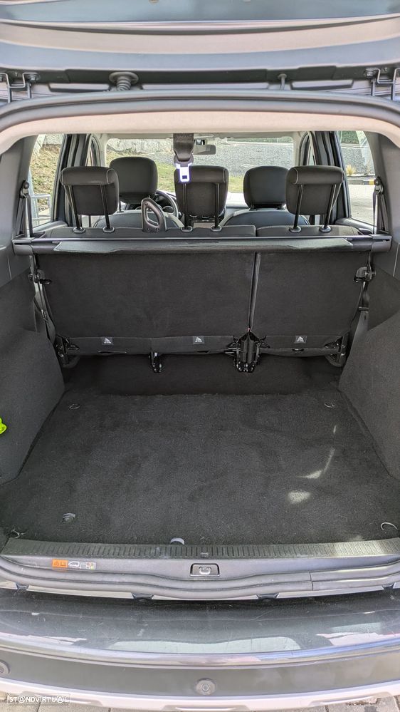 Dacia Lodgy 1.5 Blue dCi Stepway 7L - 10