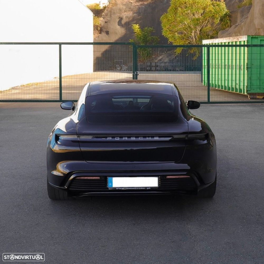 Porsche Taycan 4S Bateria Performance Plus - 10