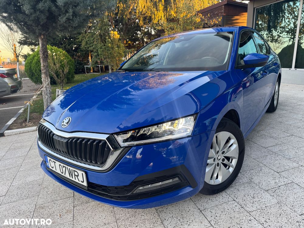 Skoda Octavia 2.0 TDI DSG Ambition - 1