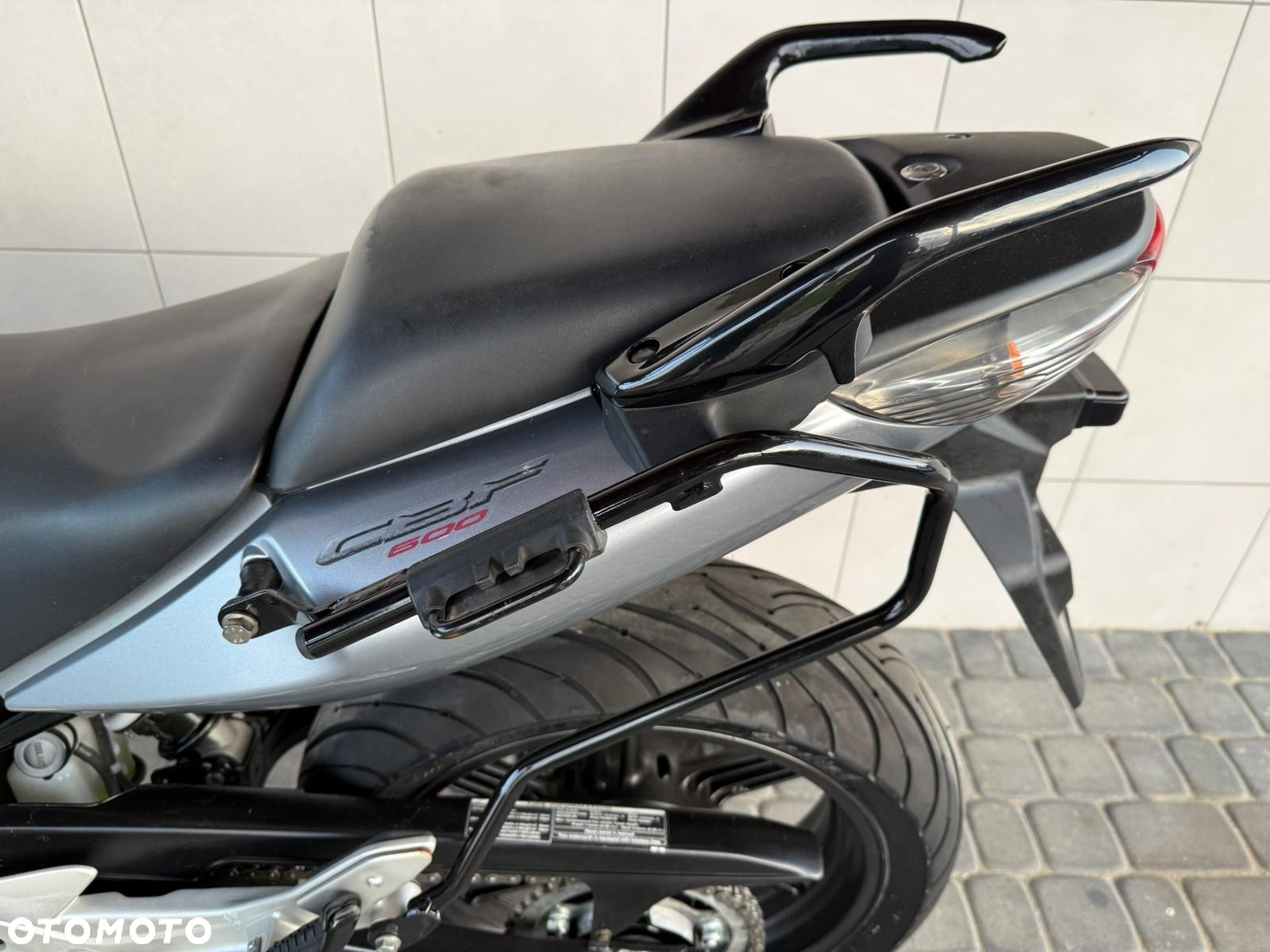 Honda CBF - 34