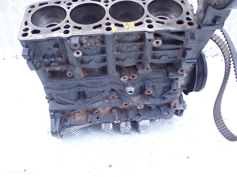 SILNIK 2.0 TDI BRE DÓŁ SILNIKA - 2