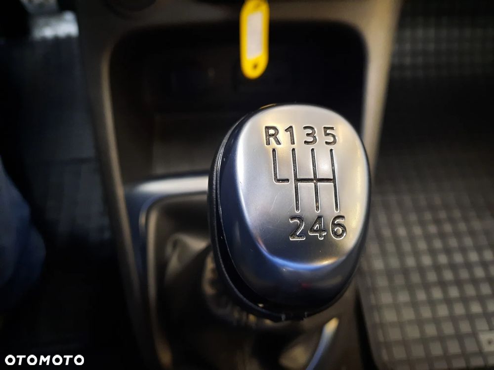Renault Captur TCe 150 GPF INTENS - 27