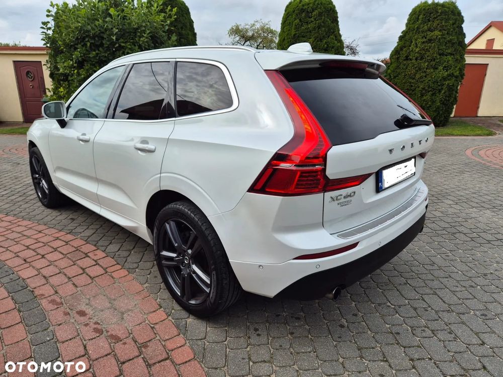 Volvo XC 60 T5 AWD Geartronic Momentum - 13