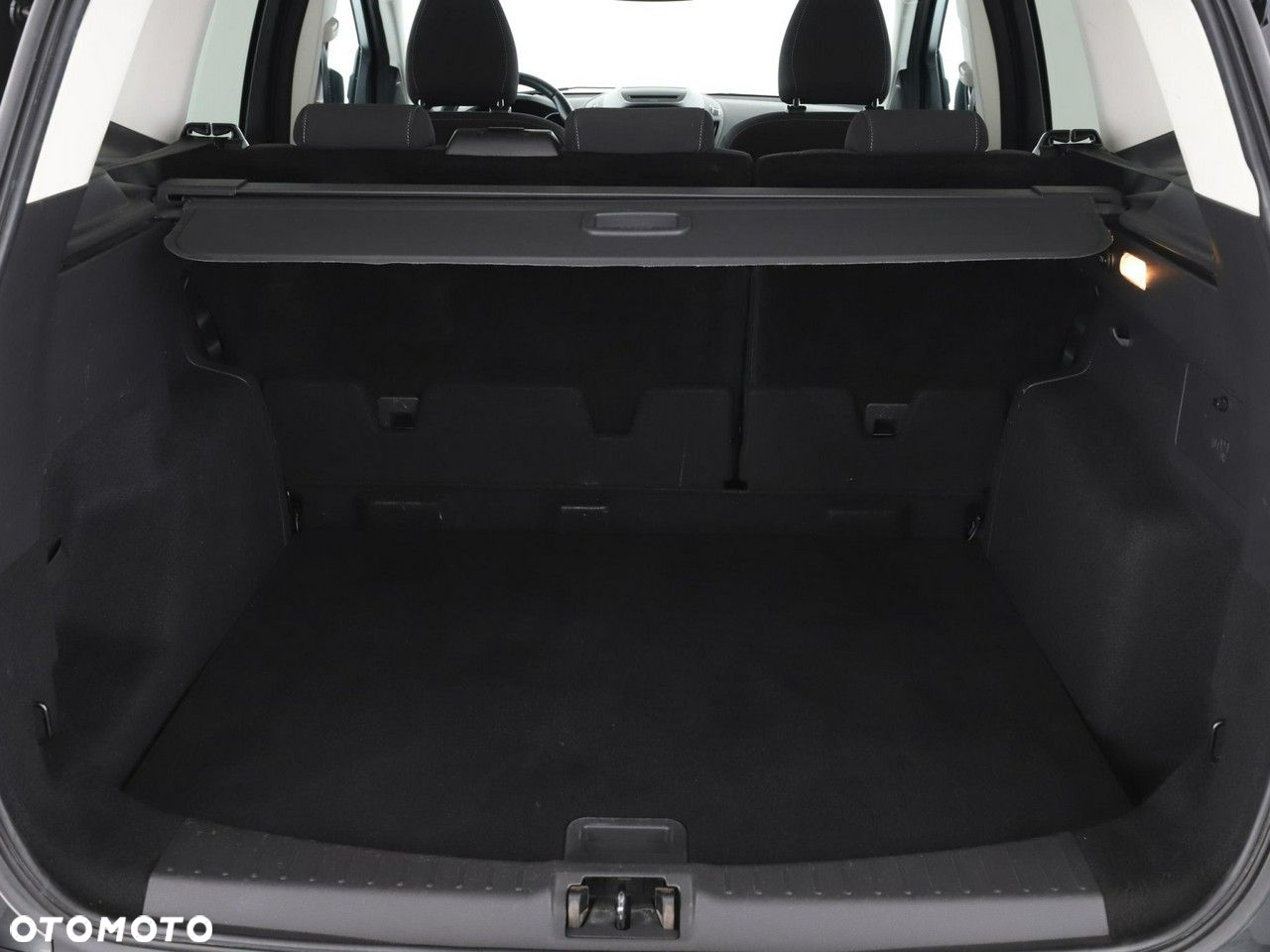 Ford Kuga 1.5 EcoBoost 2x4 Business Edition - 20