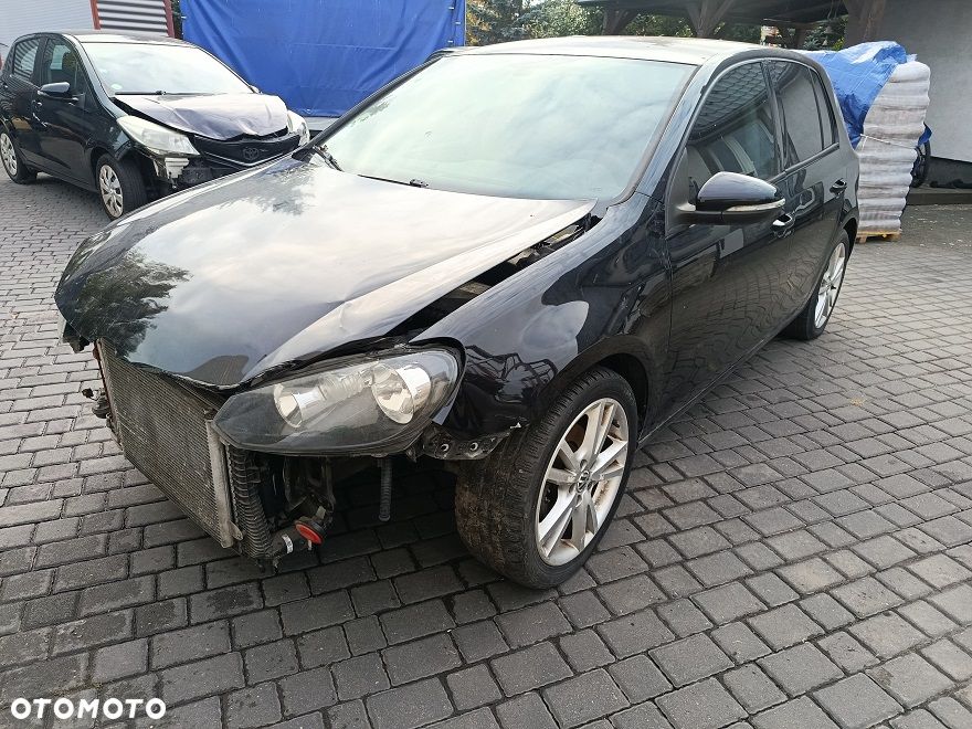 Volkswagen Golf - 4