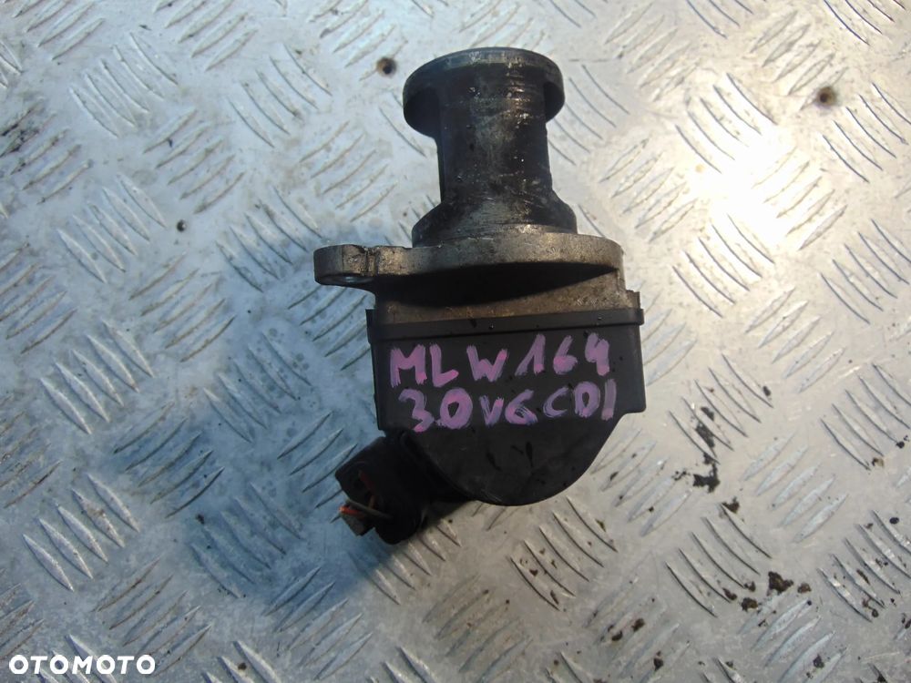 Zawór EGR Mercedes w164 3,0 cdi - 1