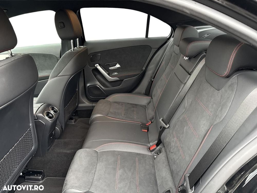 Mercedes-Benz A 200 - 11