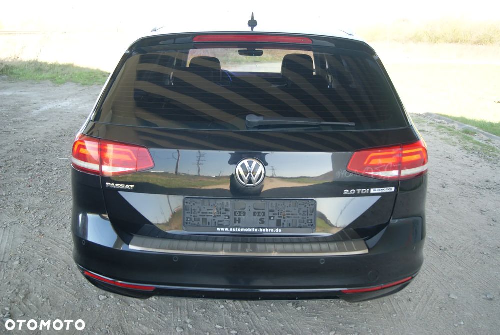 Volkswagen Passat 2.0 TDI (BlueMotion Technology) DSG Highline - 12