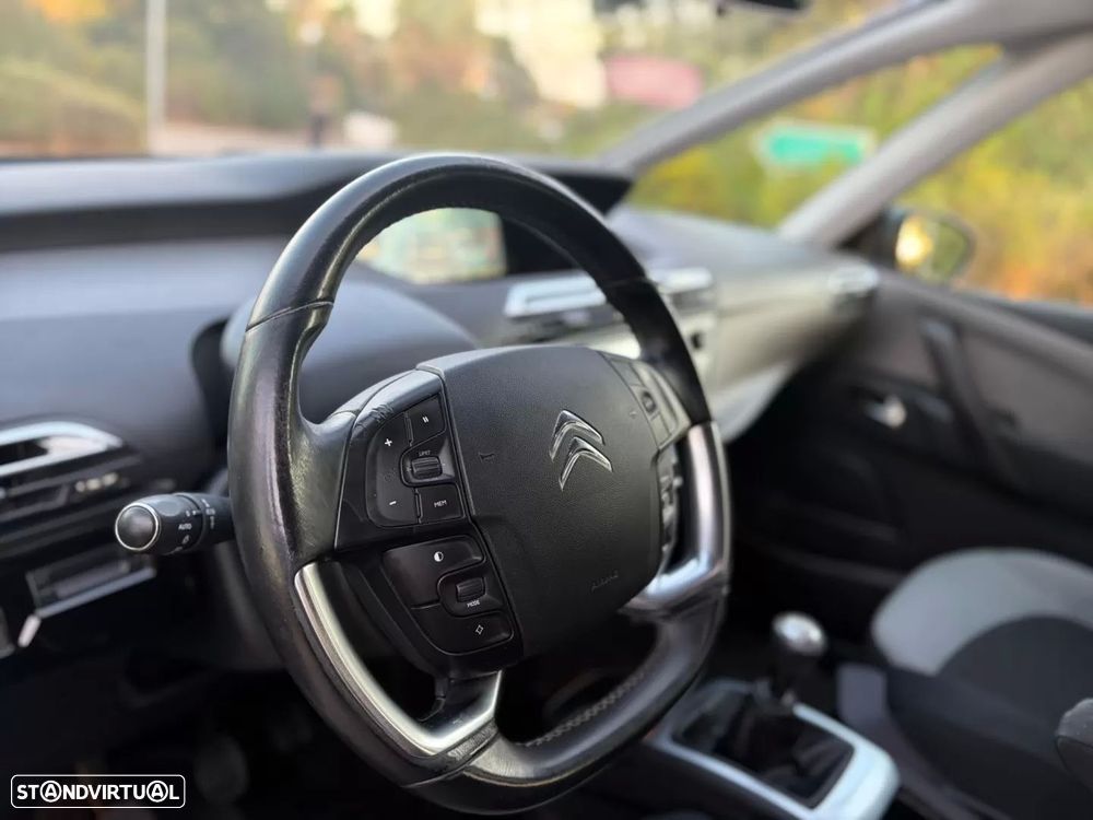 Citroën C4 Grand Picasso 1.6 BlueHDi Intensive — fotografia 12