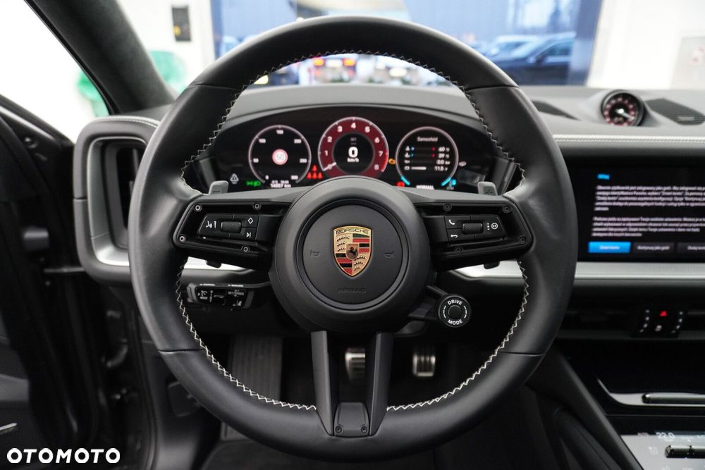 Porsche Cayenne - 21