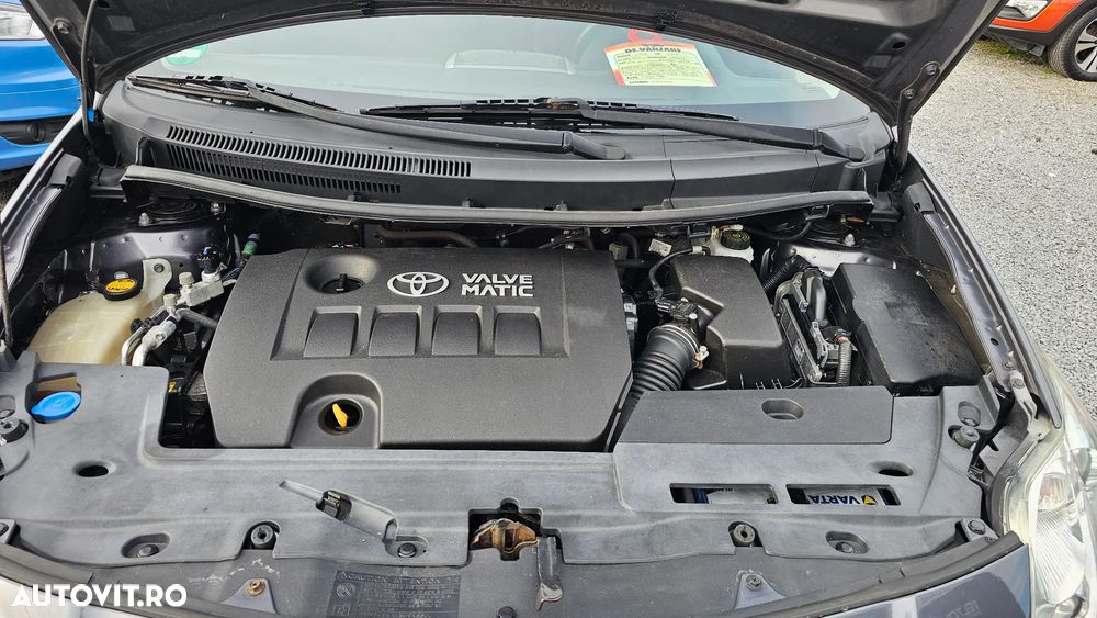 Toyota Auris 1.6 L Valvematic CVT Luna - 23