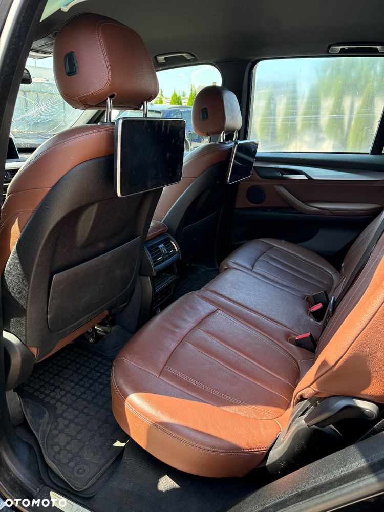 BMW X5 xDrive40d Sport-Aut - 17