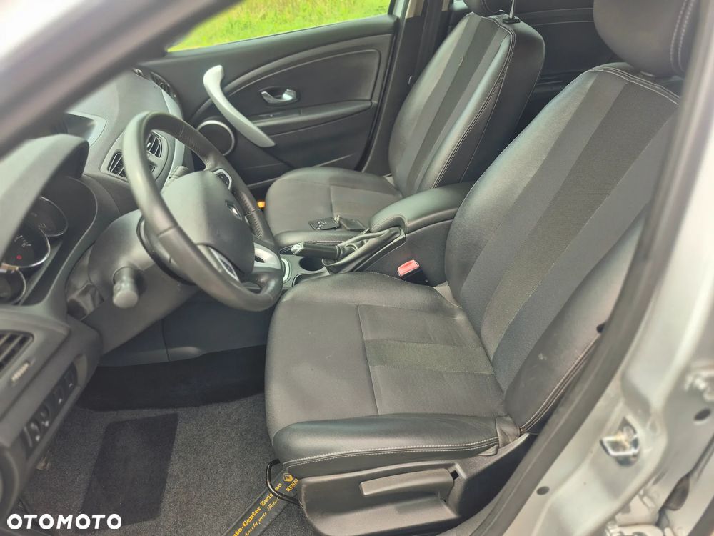 Renault Fluence 1.6 16V 110 Expression - 11