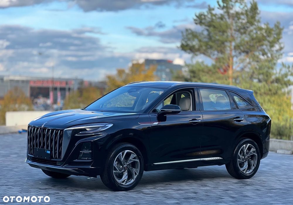 Hongqi HS3 - 1