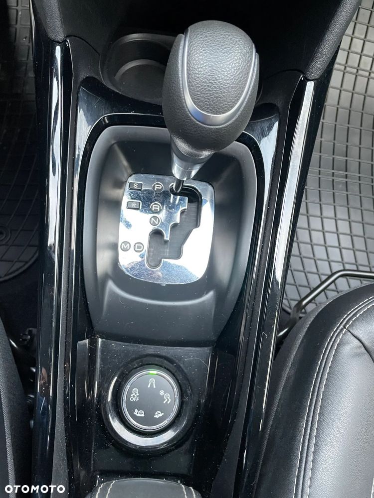 Peugeot 2008 PureTech 110 Stop&Start EAT6 Allure - 29