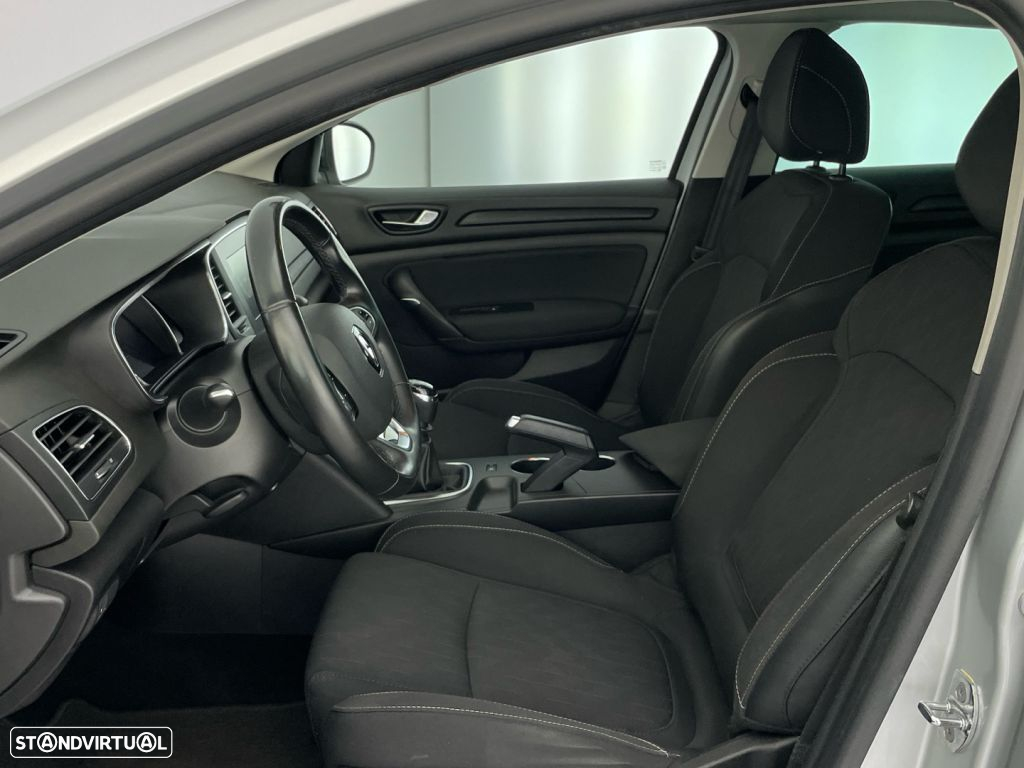 Renault Mégane 1.3 TCe Limited - 11