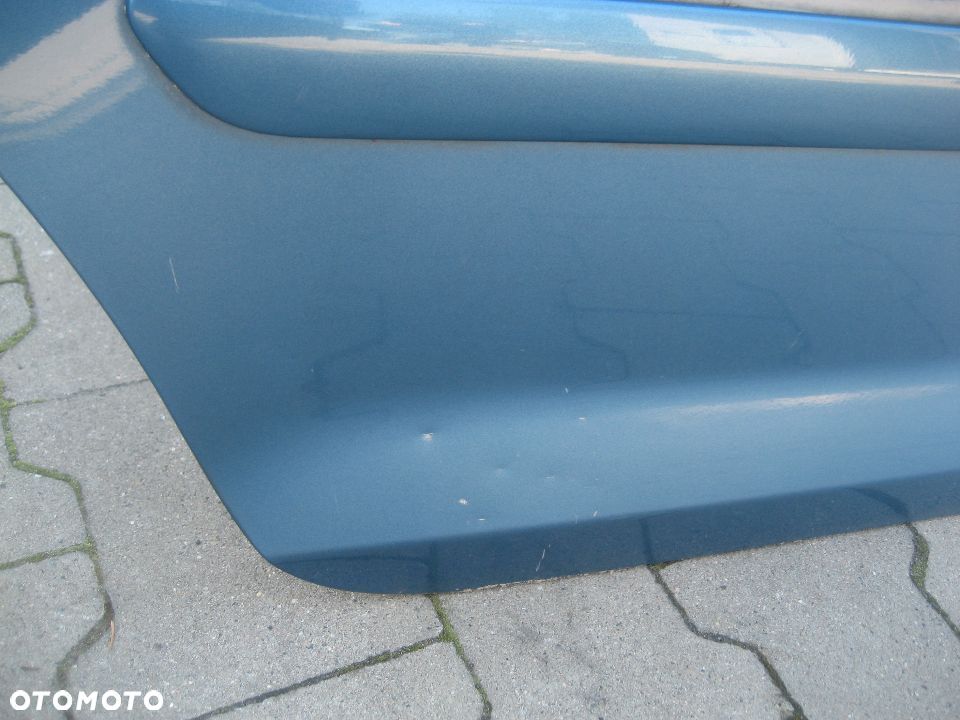 vw golf 5 plus 6 plus drzwi tył  prawe kod LA5S - 2