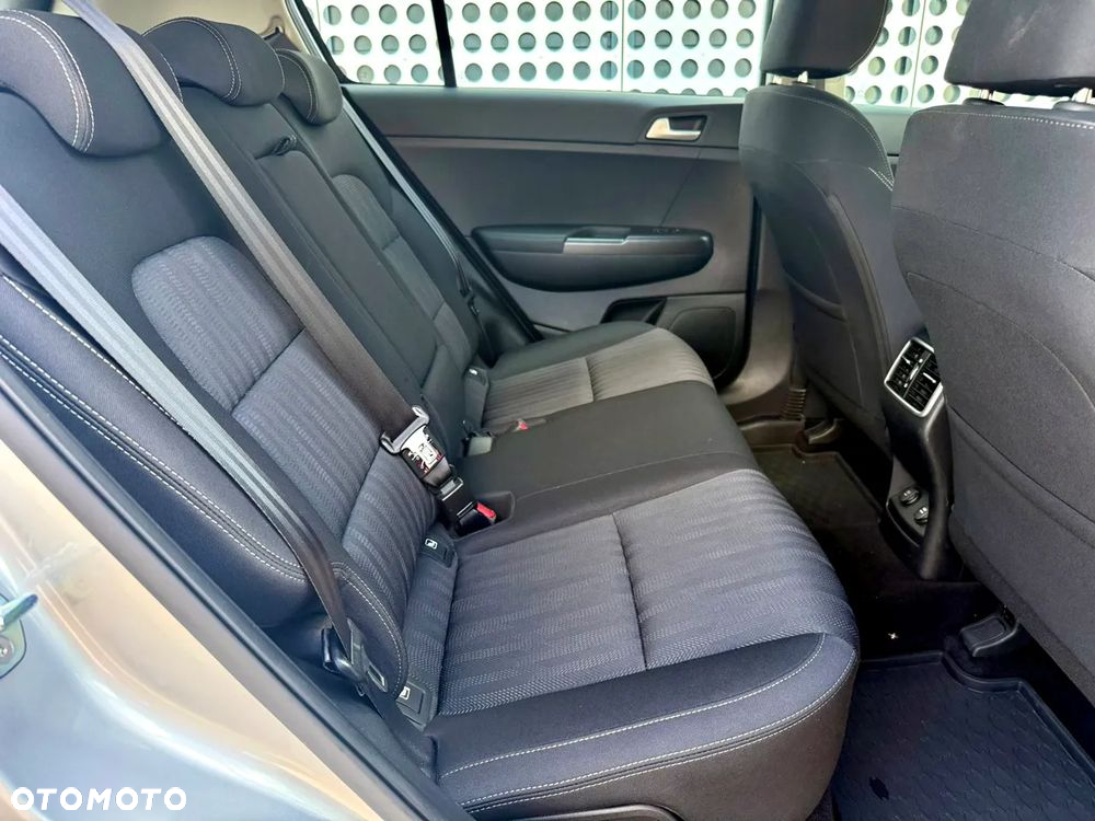 Kia Sportage 1.6 GDI L 2WD - 18