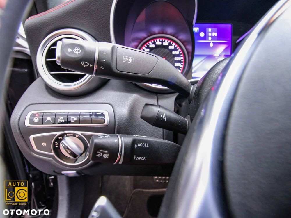 Mercedes-Benz Klasa C AMG 63 S AMG Speedshift 7G-MCT - 29