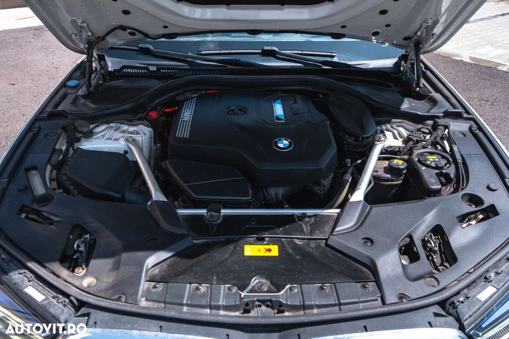 BMW Seria 5 530e xDrive AT PHEV - 30