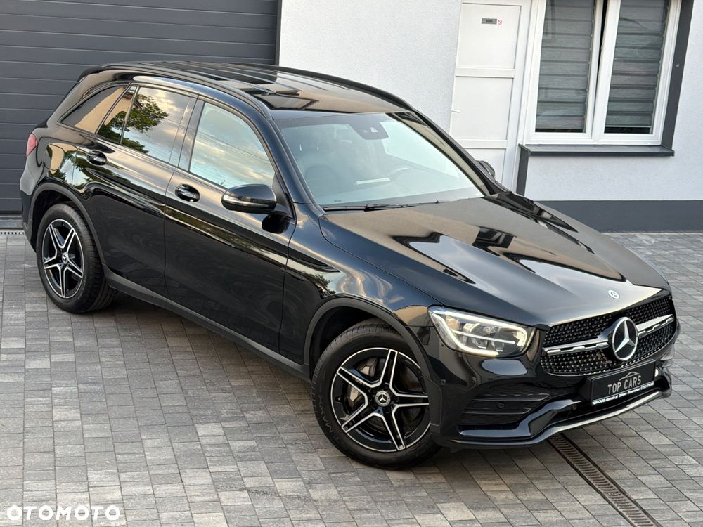 Mercedes-Benz GLC 200 4Matic 9G-TRONIC AMG Line - 3